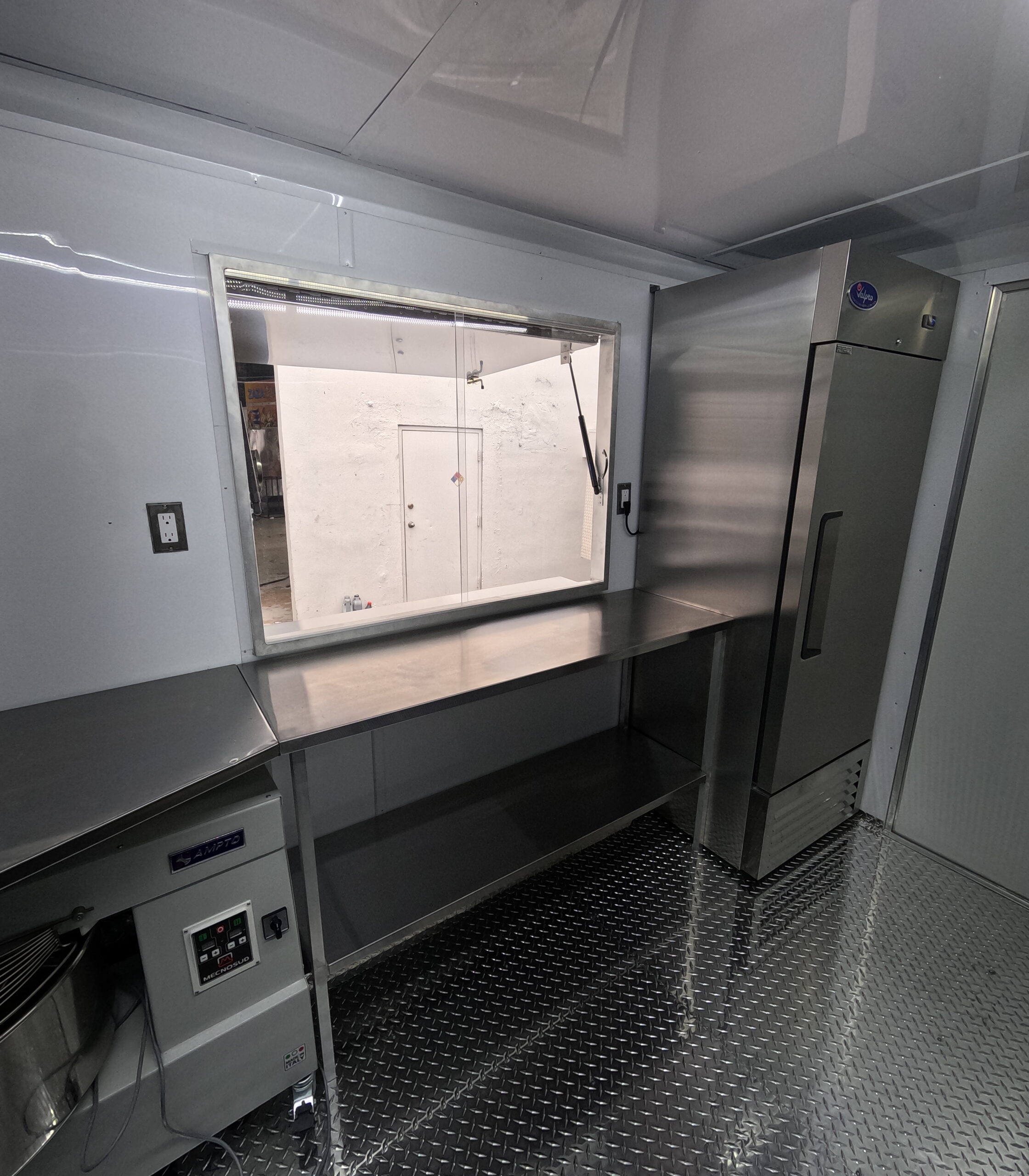 GOPR0660 1762547444489 scaled - Sugar and Cinn