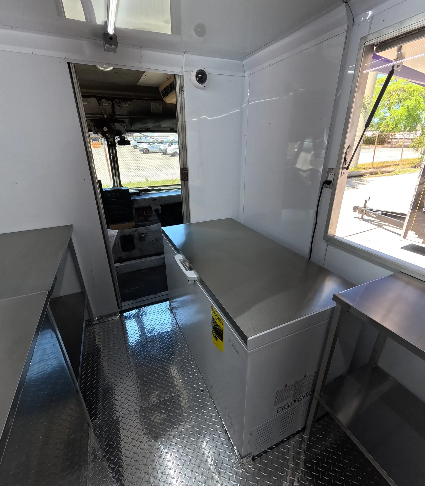 Sambou Açaí #2 Custom Food Truck And Trailer Manufacturer
