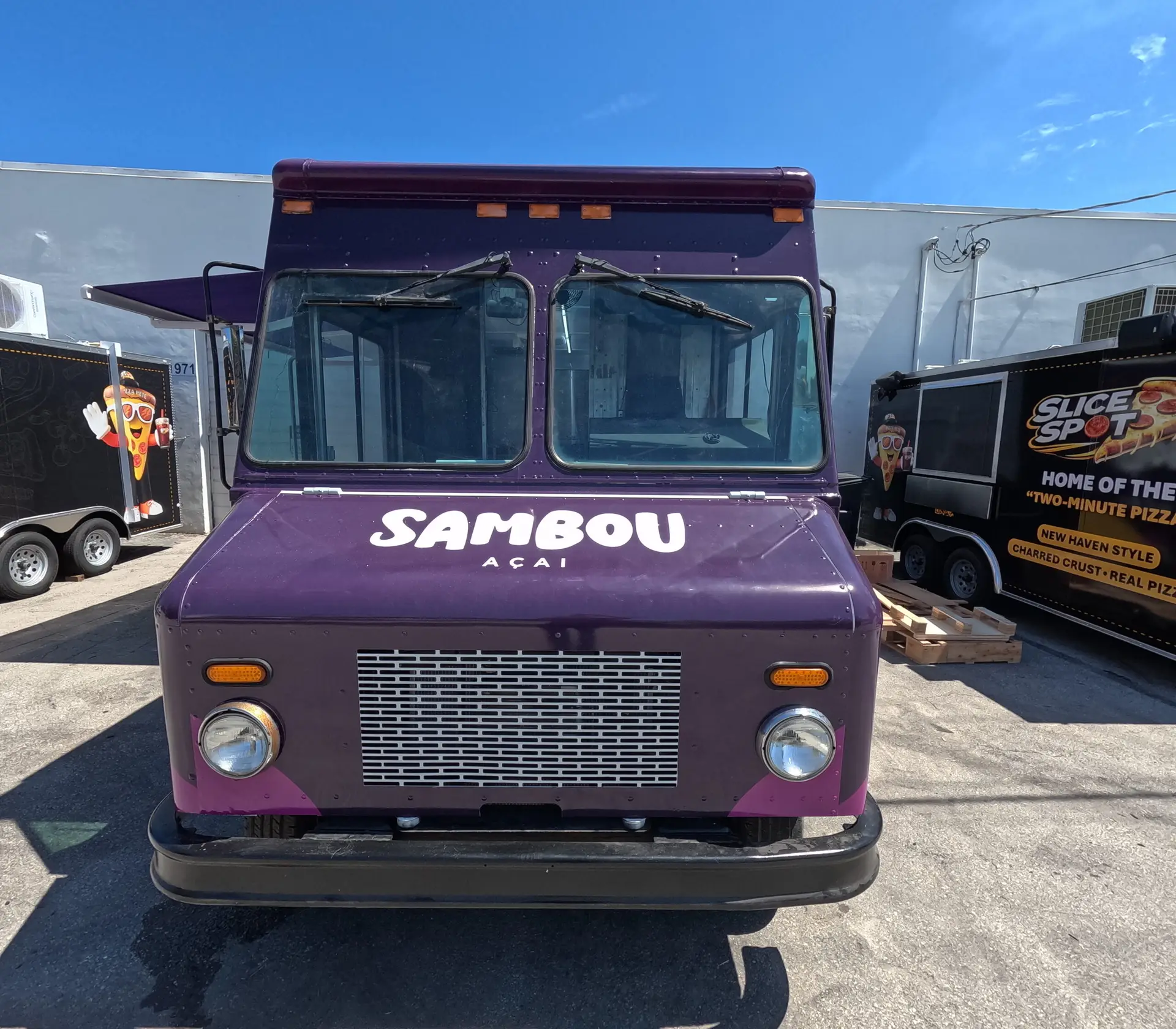 Sambou Açaí #2 Custom Food Truck And Trailer Manufacturer
