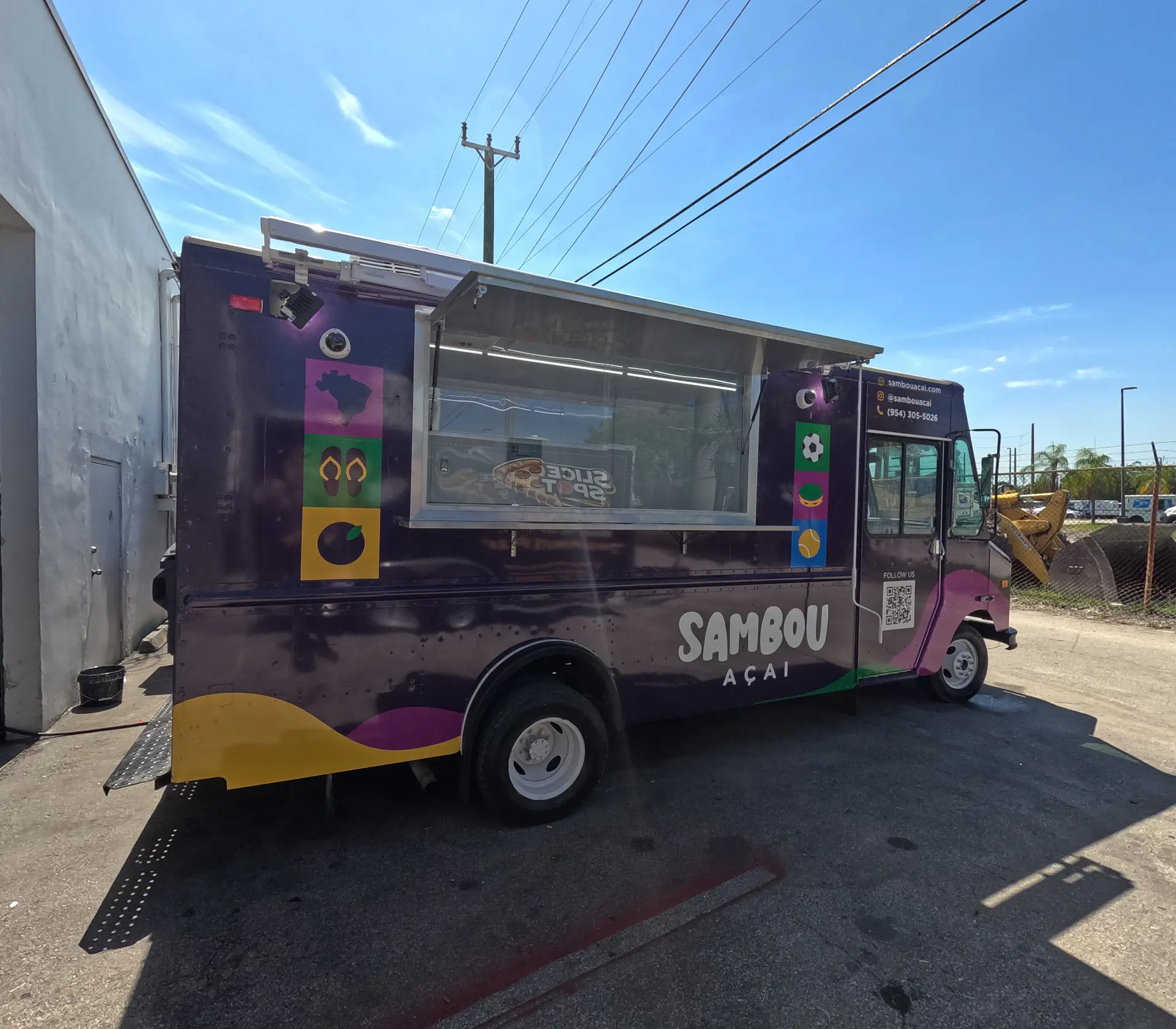 Sambou Açaí #2 Custom Food Truck And Trailer Manufacturer