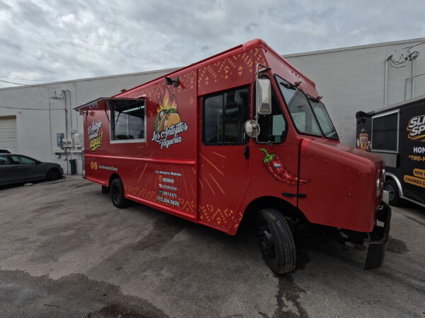 Los Antojitos Taqueria Food Truck