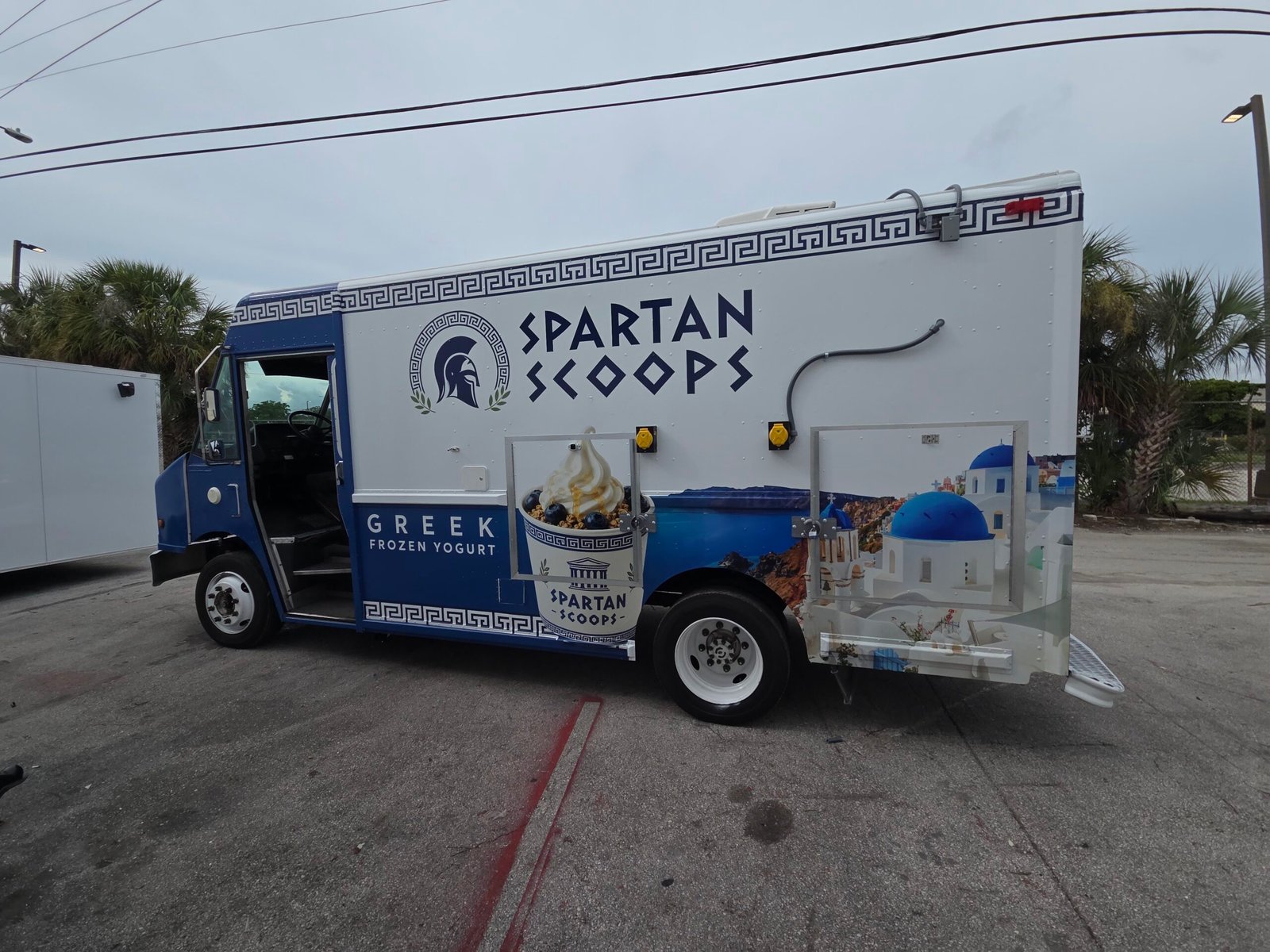 Spatan Scoops Custom Food Truck And Trailer Manufacturer